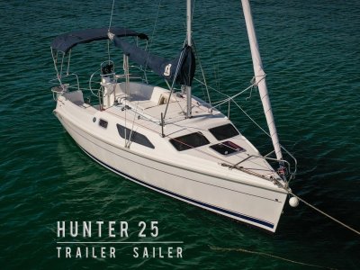 Hunter Yachts 25 - Late Model Trailer Sailer