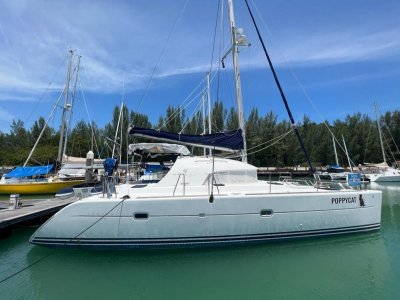 Lagoon 380 For sale in Rebak Marina, Langkawi, Malaysia