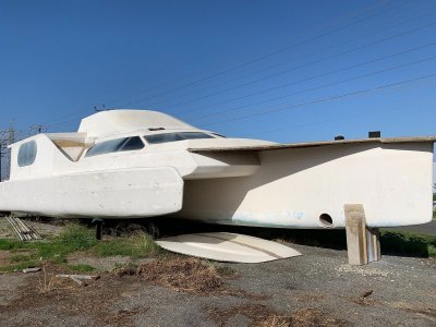 Colin Ayres Catamaran Trimaran luxury super yacht shell ready to finish