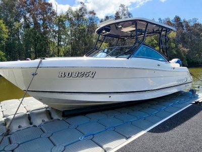 Robalo R247