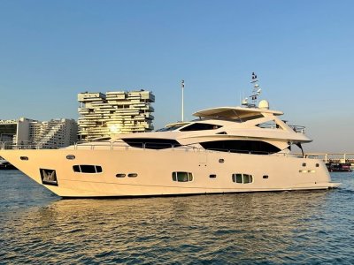 Sunseeker 30 Metre Yacht