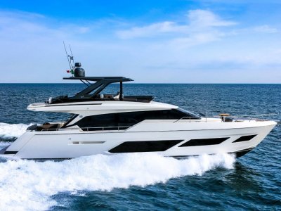 Ferretti 720