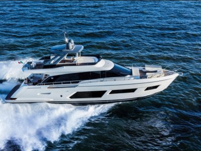 Ferretti 670