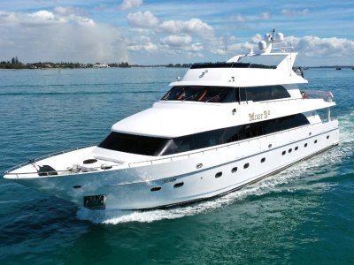 Hargrave 115 Motor Yacht