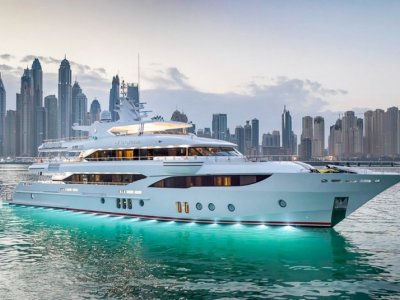 Majesty Yachts 155