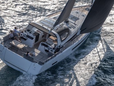 Jeanneau Yachts 55